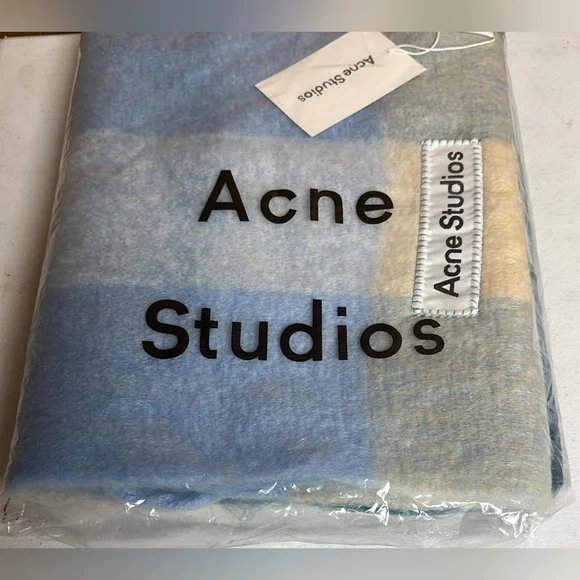 Acne Studios Scarf - Picture 6 of 6